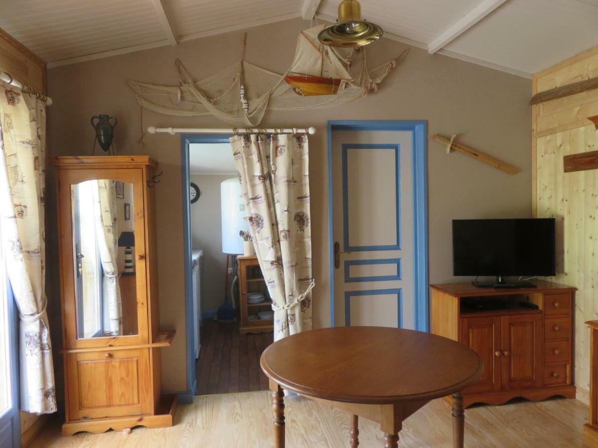 Les Petites Aunettes Vaubadon Extérieur photo